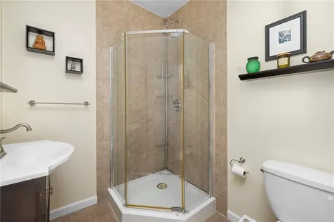 224 Villa Avenue North Providence RI 02904