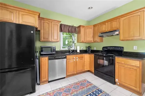 224 Villa Avenue North Providence RI 02904