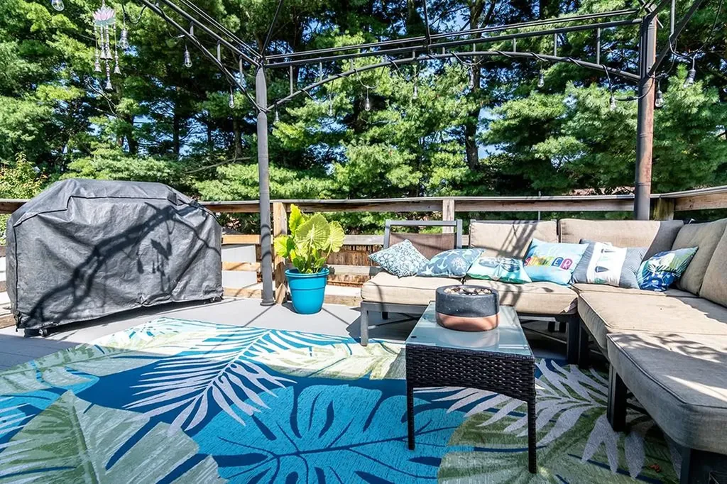 51 Mallory Court Cranston RI 02910