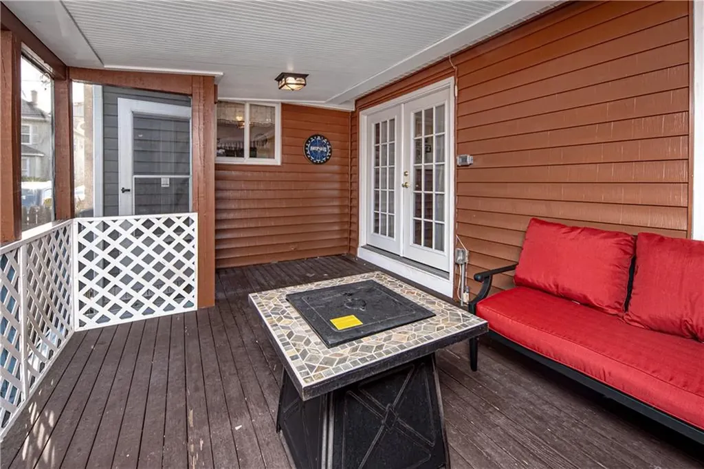 55 Clyde Street West Warwick RI 02893