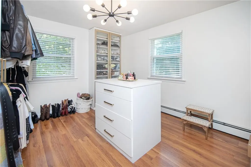 335 Natick Avenue Warwick RI 02886