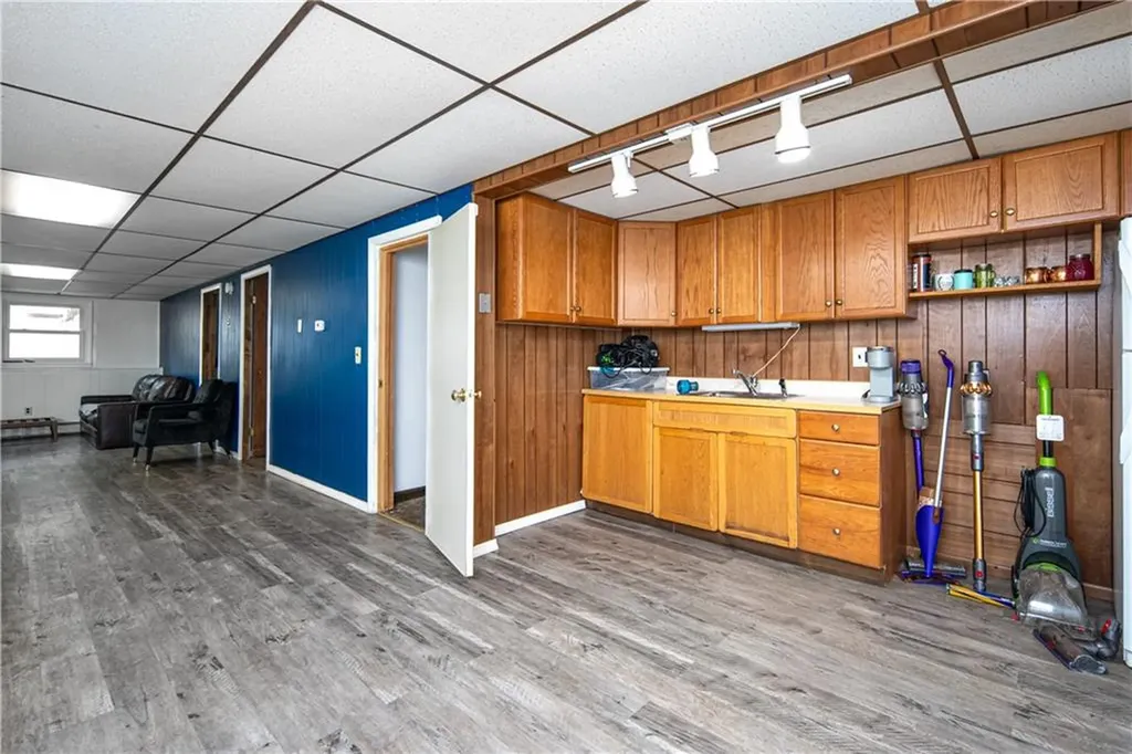 335 Natick Avenue Warwick RI 02886