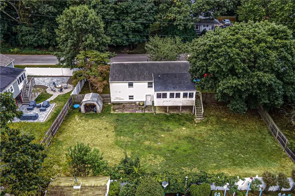 335 Natick Avenue Warwick RI 02886
