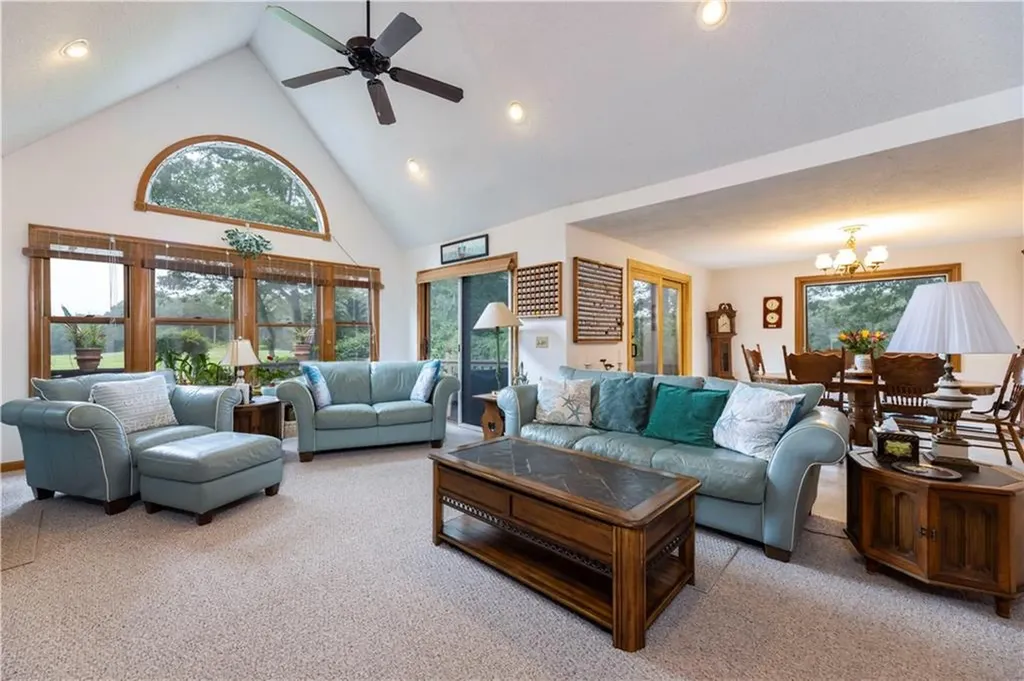 7 Wicklow Road Westerly RI 02891