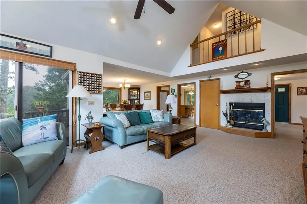 7 Wicklow Road Westerly RI 02891