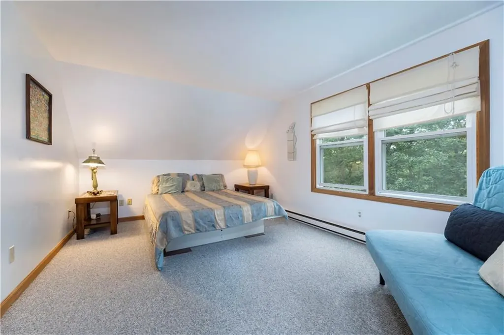 7 Wicklow Road Westerly RI 02891
