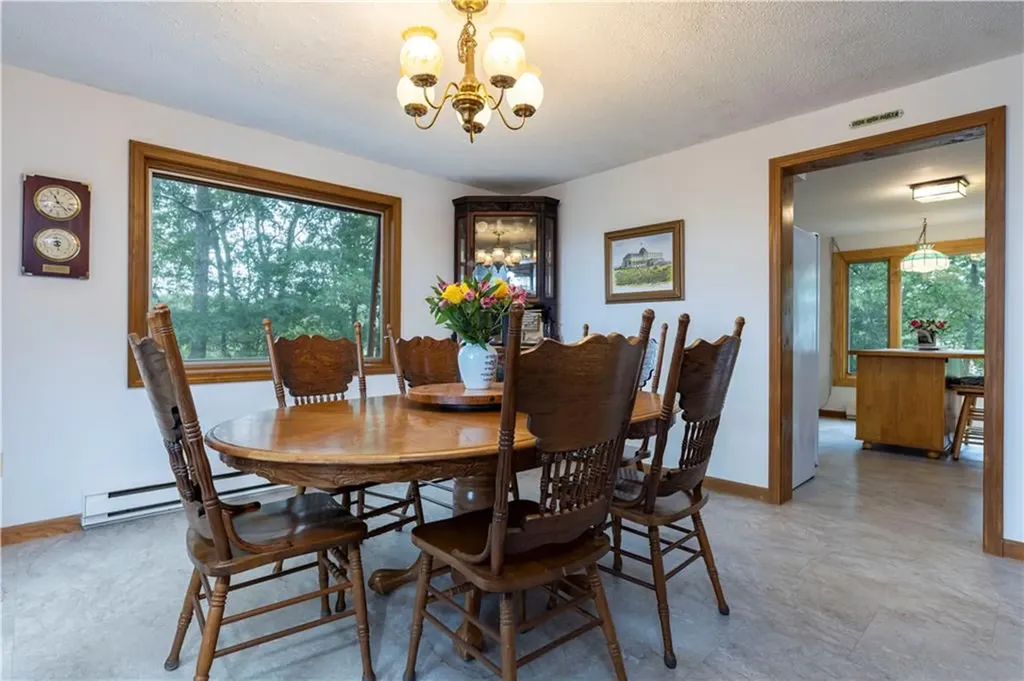 7 Wicklow Road Westerly RI 02891