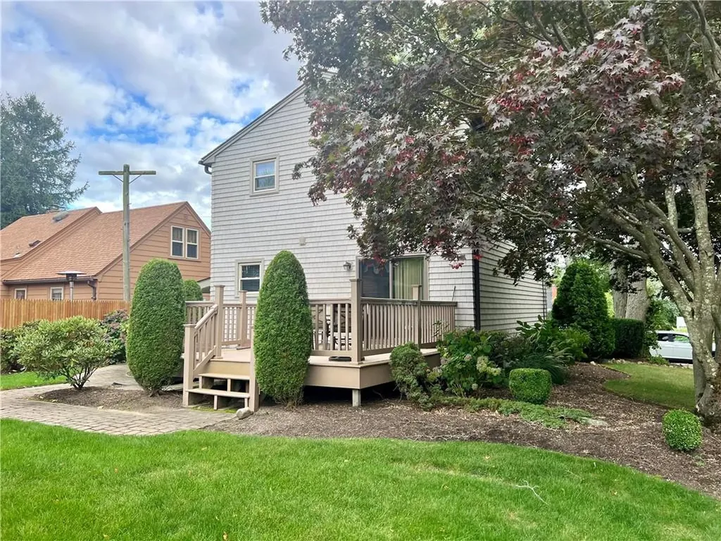 135 Curtis Street Cranston RI 02920