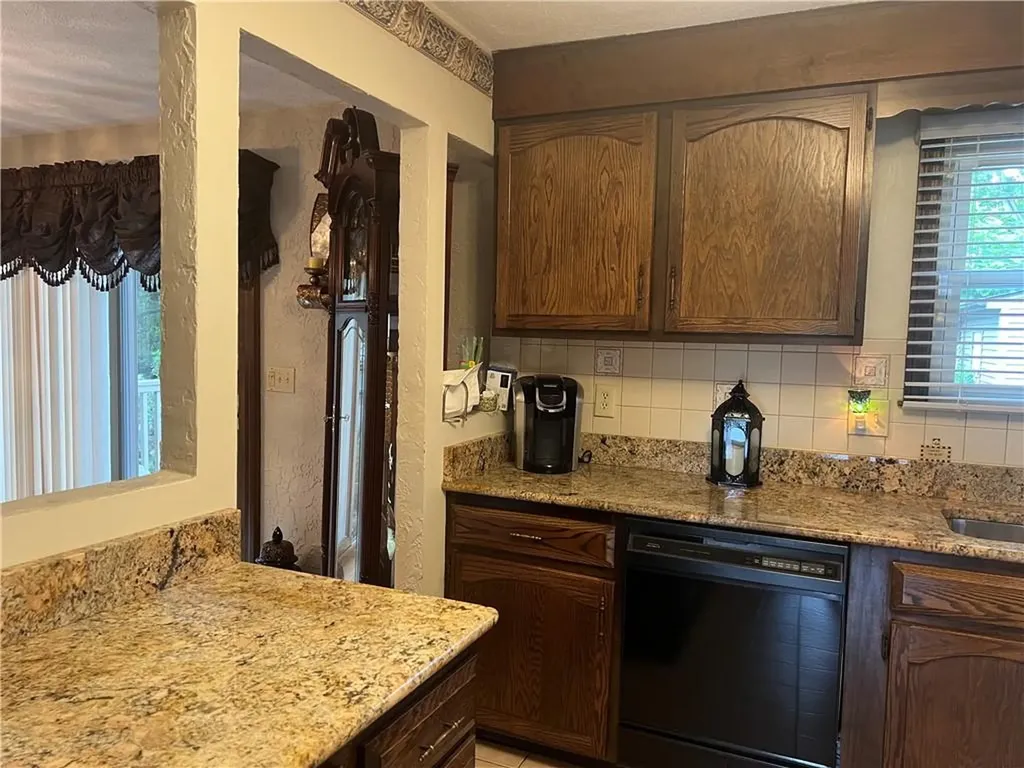 135 Curtis Street Cranston RI 02920