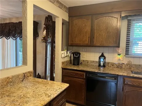 135 Curtis Street Cranston RI 02920