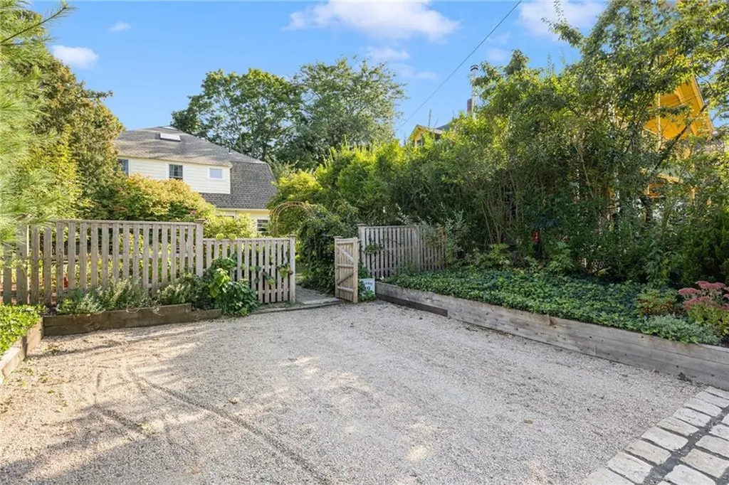 22 Marion Avenue S Cranston RI 02905