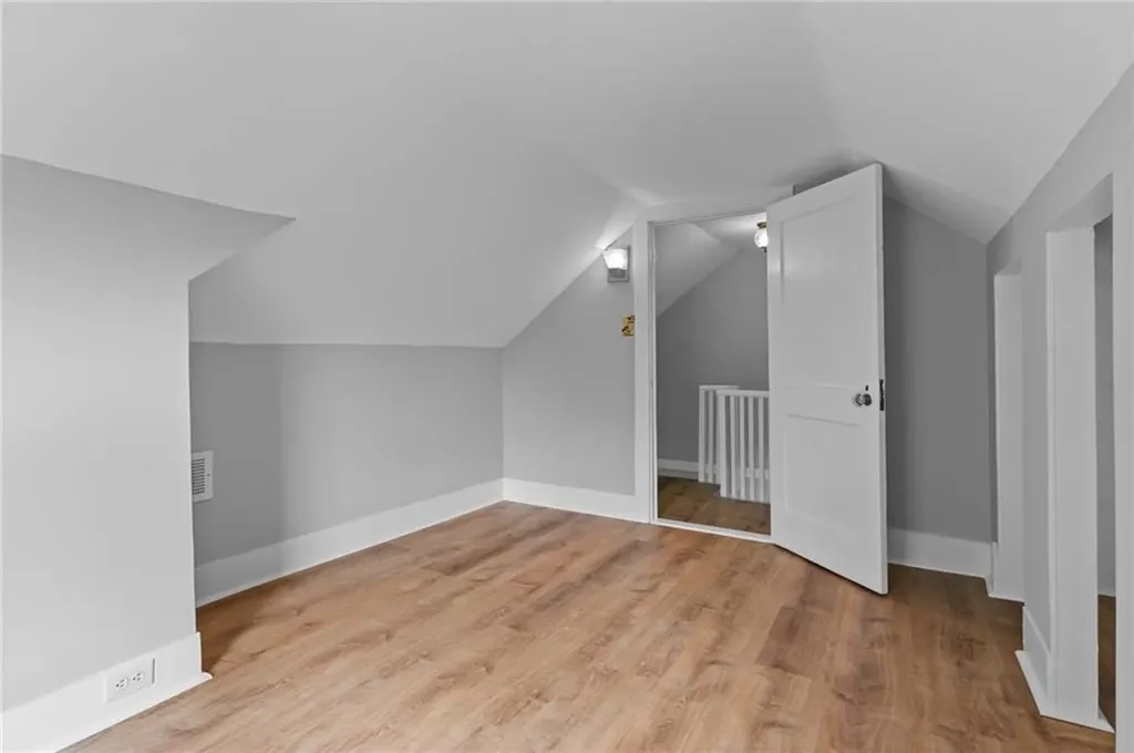 22 Powhatan Street Warwick RI 02889