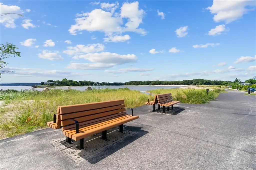 22 Powhatan Street Warwick RI 02889