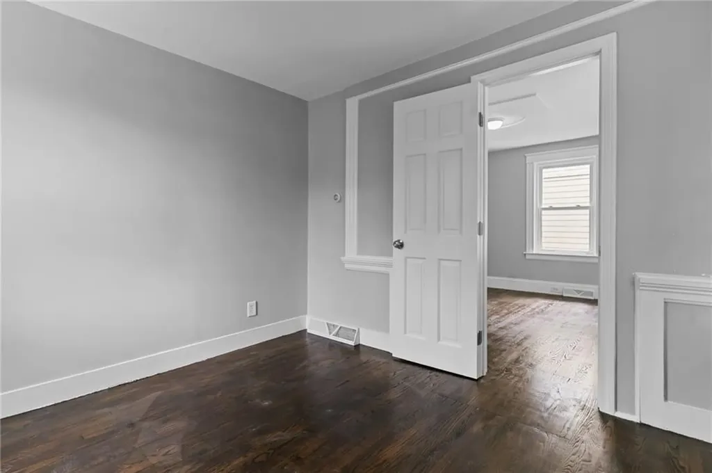 22 Powhatan Street Warwick RI 02889