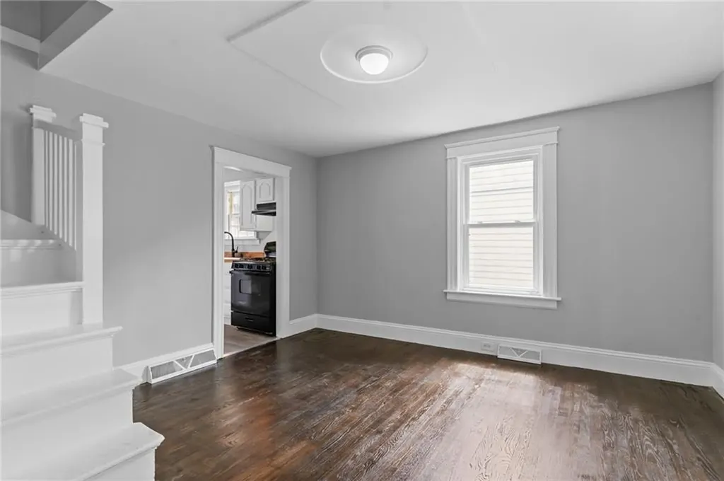 22 Powhatan Street Warwick RI 02889