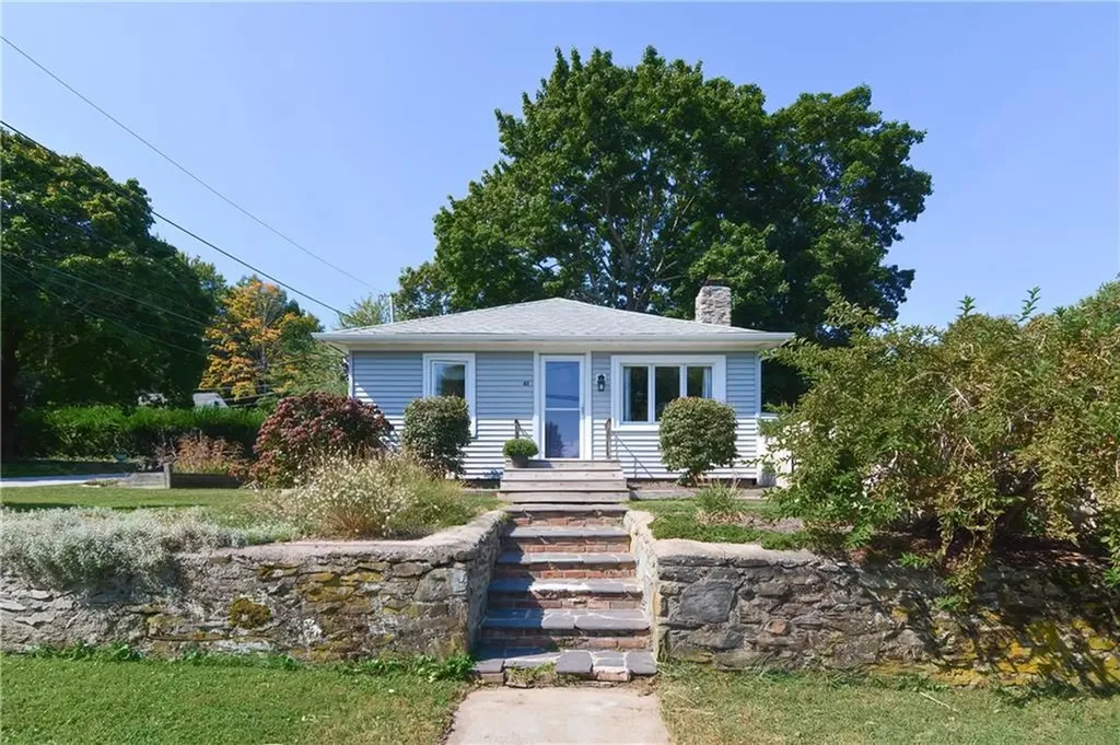 42 Terrace Avenue Warren RI 02885