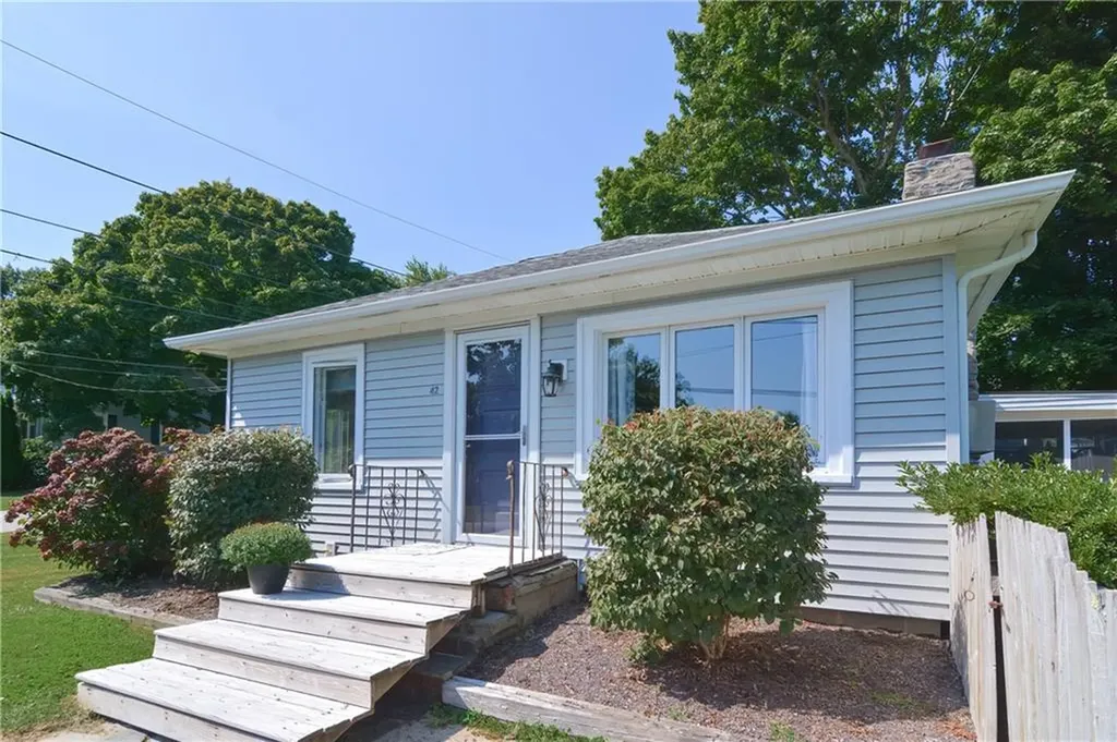 42 Terrace Avenue Warren RI 02885