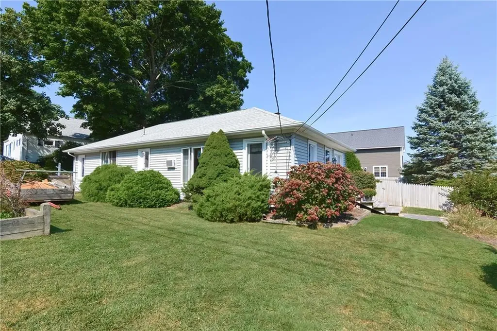 42 Terrace Avenue Warren RI 02885