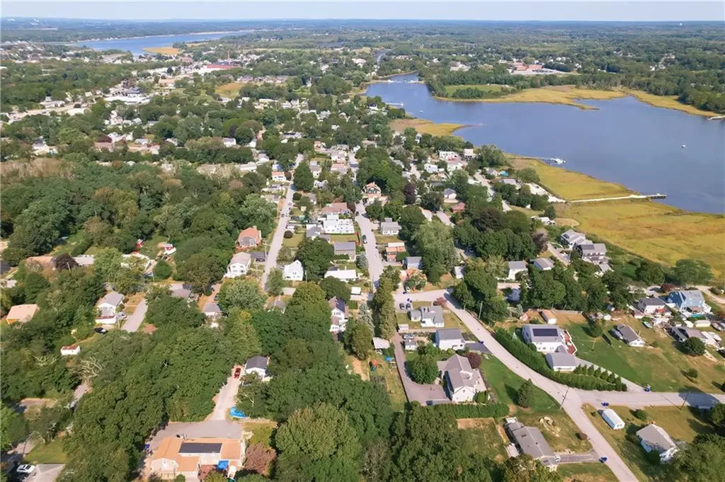 42 Terrace Avenue Warren RI 02885