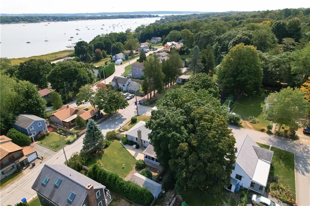 42 Terrace Avenue Warren RI 02885