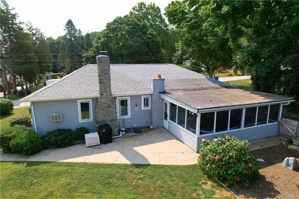 42 Terrace Avenue Warren RI 02885