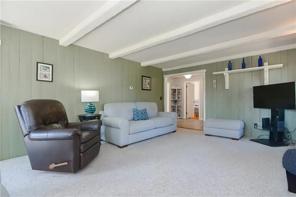 42 Terrace Avenue Warren RI 02885