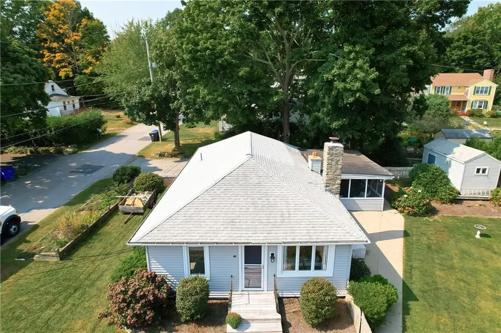 42 Terrace Avenue Warren RI 02885