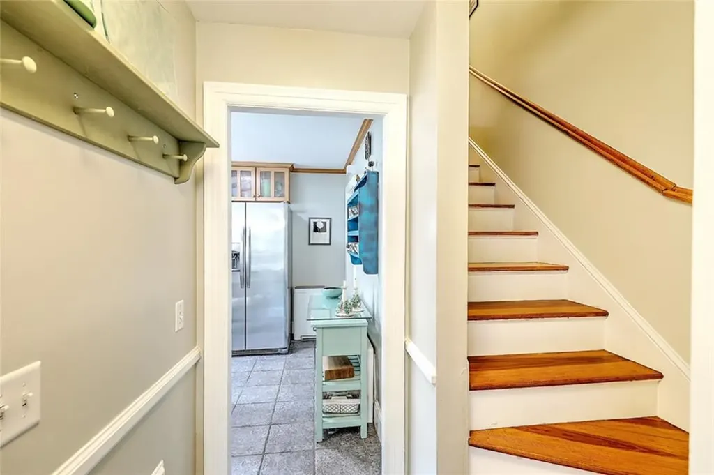 23 Haddon Hill Road Cranston RI 02905