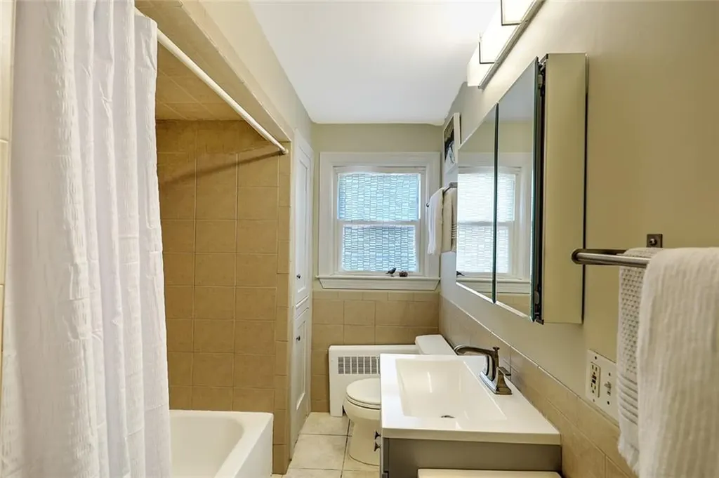 23 Haddon Hill Road Cranston RI 02905