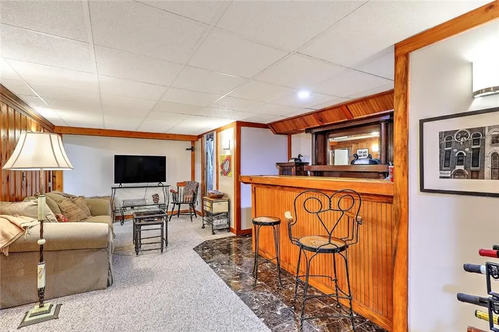 23 Haddon Hill Road Cranston RI 02905