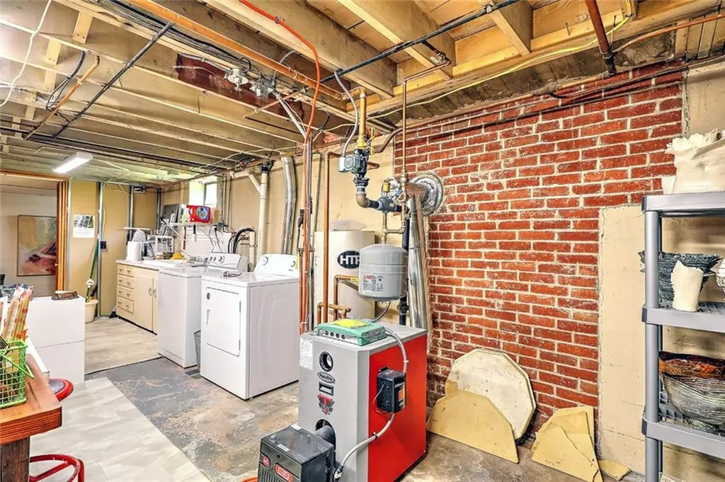 23 Haddon Hill Road Cranston RI 02905