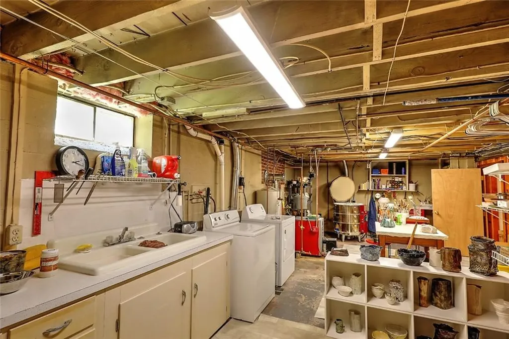 23 Haddon Hill Road Cranston RI 02905