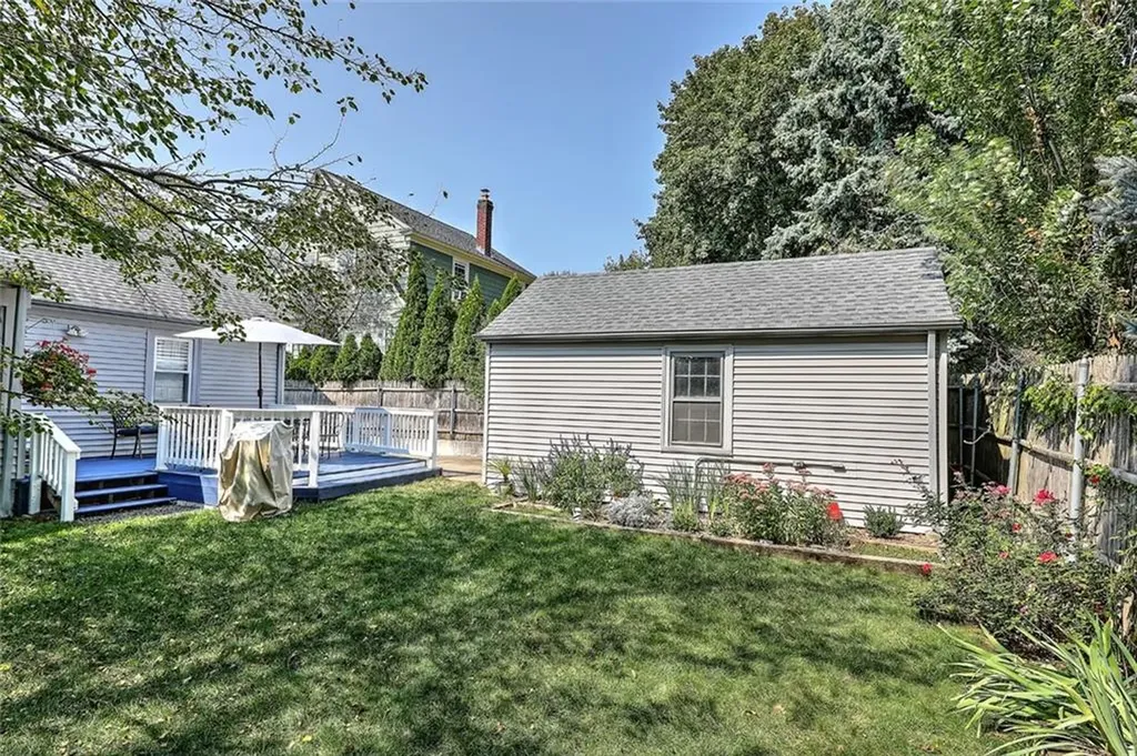 23 Haddon Hill Road Cranston RI 02905