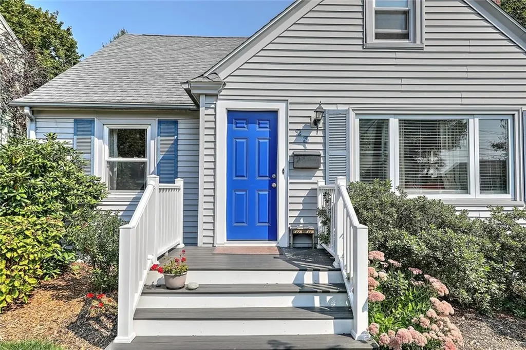 23 Haddon Hill Road Cranston RI 02905