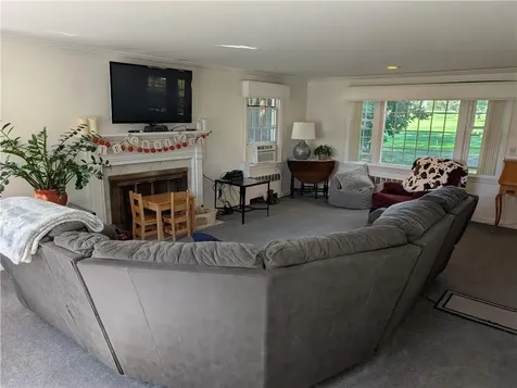 70 Bent Road East Providence RI 02916