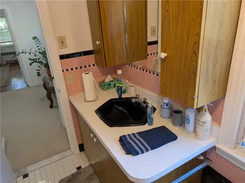 70 Bent Road East Providence RI 02916