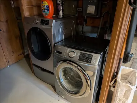 70 Bent Road East Providence RI 02916