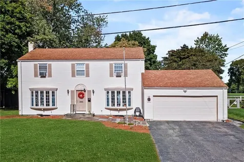 70 Bent Road East Providence RI 02916