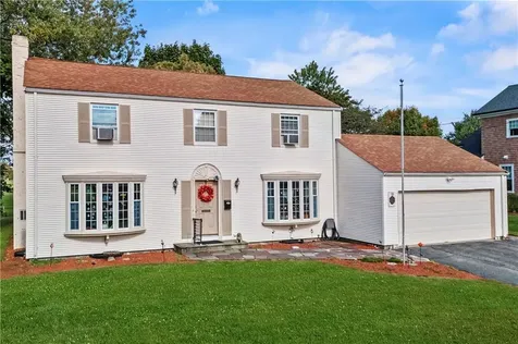 70 Bent Road East Providence RI 02916