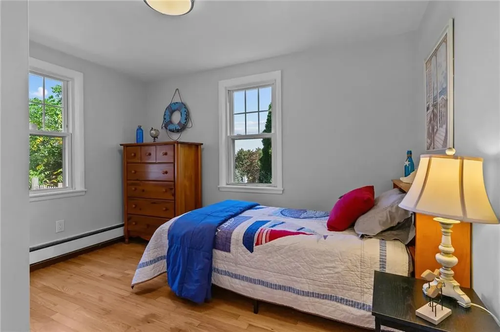 11 Peters Lane West Warwick RI 02893