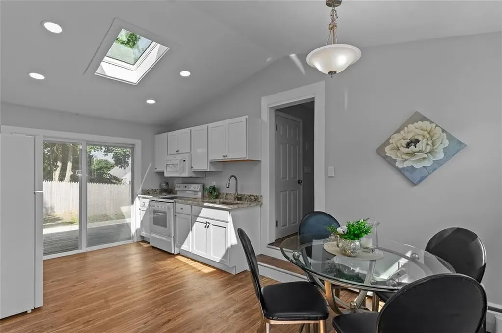 11 Peters Lane West Warwick RI 02893