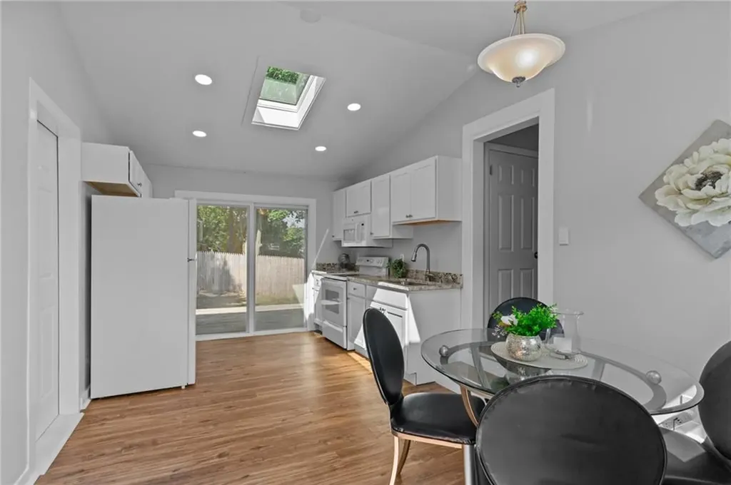 11 Peters Lane West Warwick RI 02893