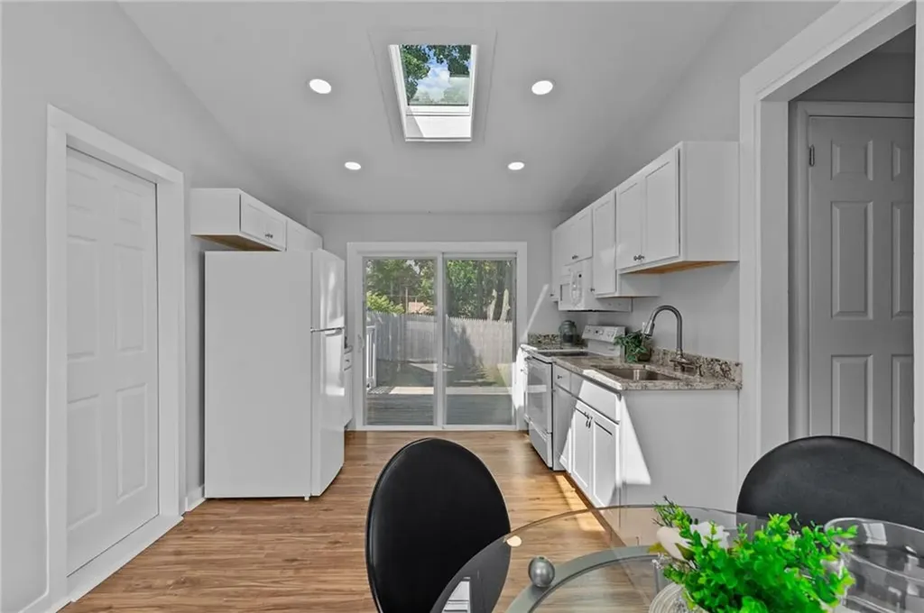 11 Peters Lane West Warwick RI 02893