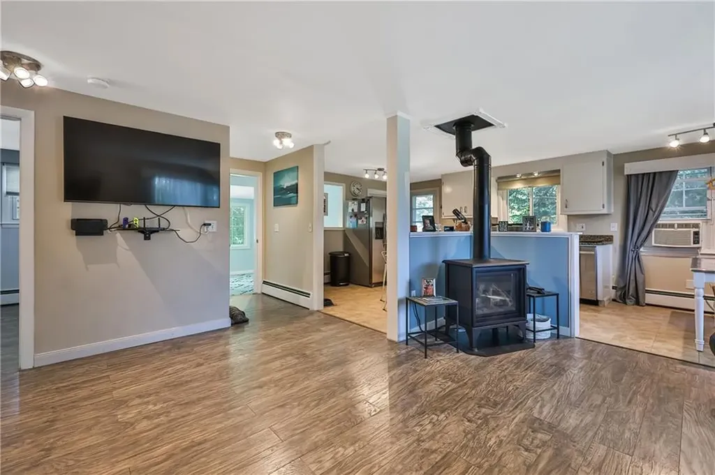 174 Stillwater Road Smithfield RI 02917