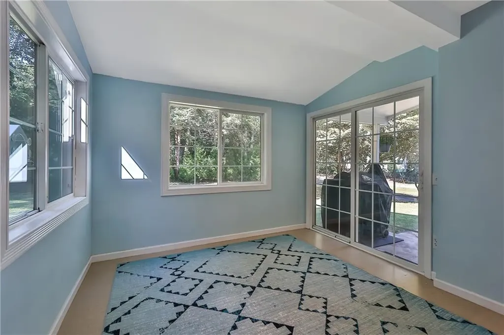 174 Stillwater Road Smithfield RI 02917