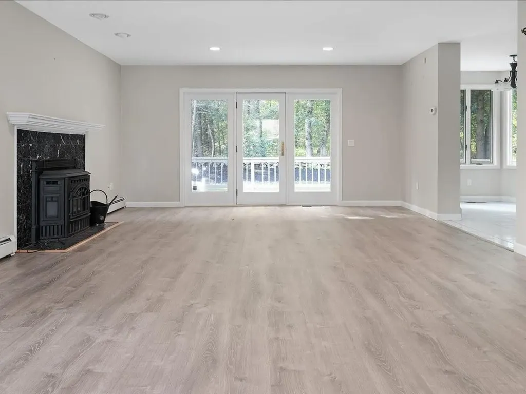 321 Blue Ridge Road Warwick RI 02886