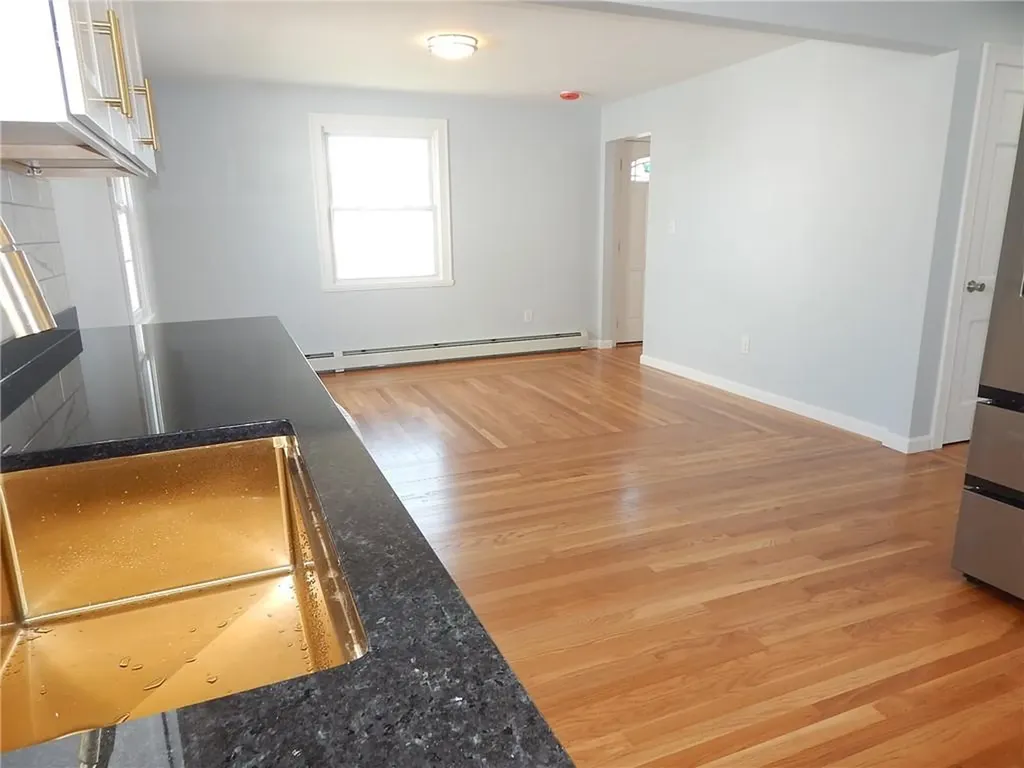 151 Edgemere Road Pawtucket RI 02861