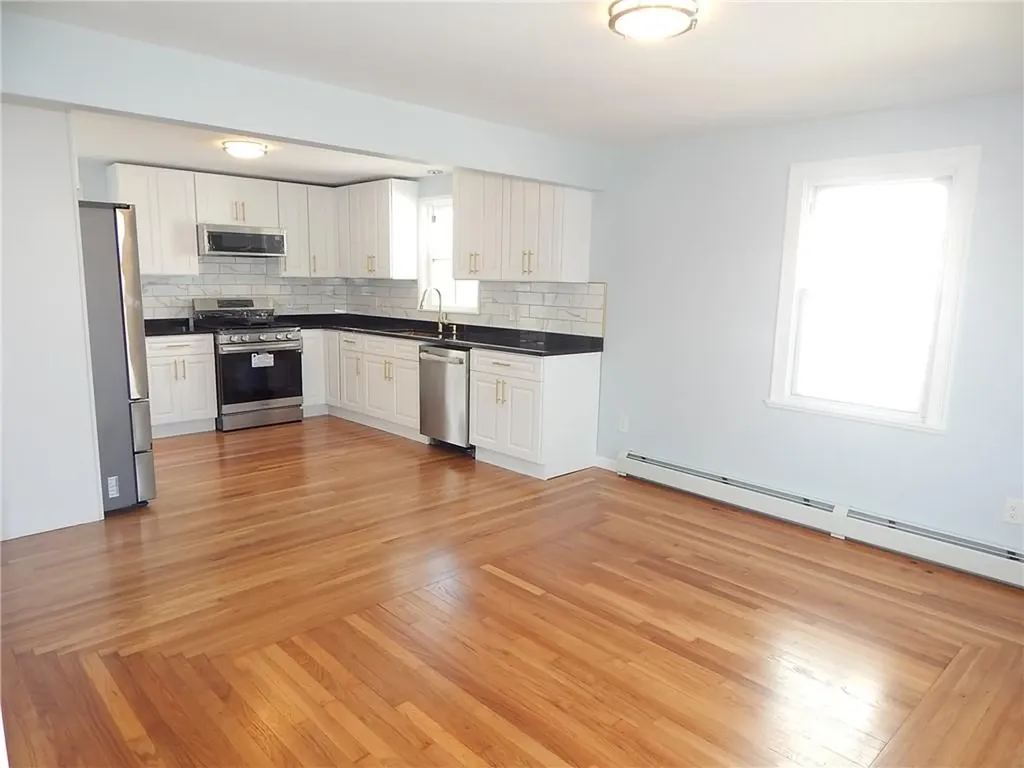 151 Edgemere Road Pawtucket RI 02861