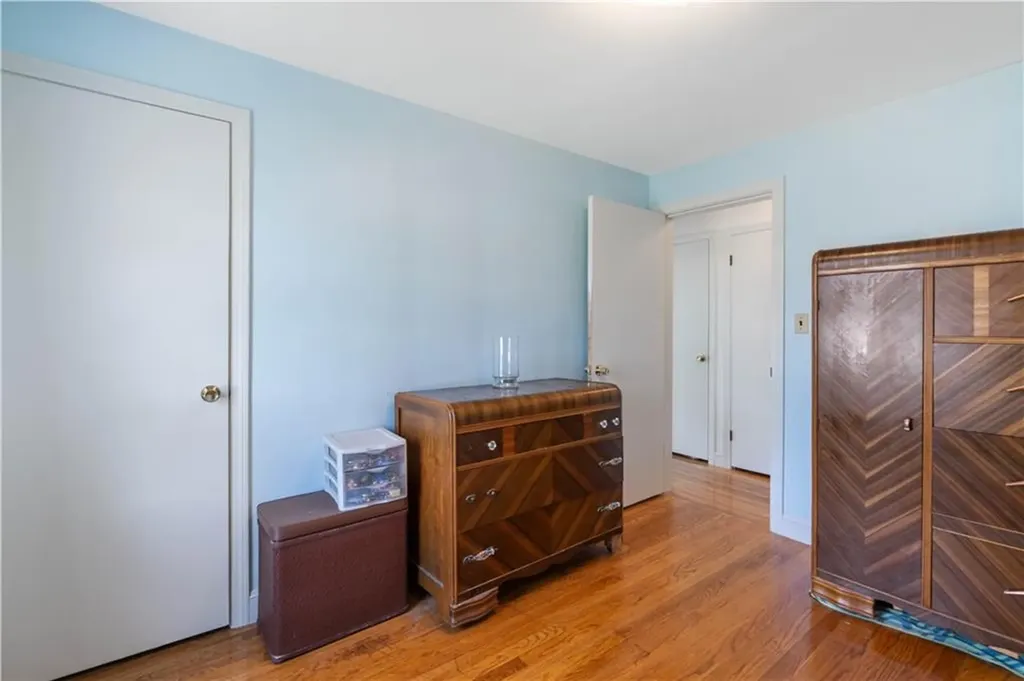 30 Rosedale Terrace Middletown RI 02842