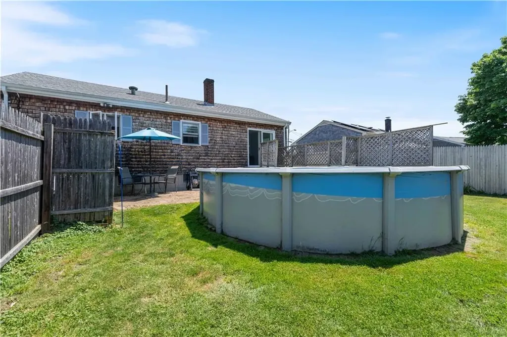 30 Rosedale Terrace Middletown RI 02842